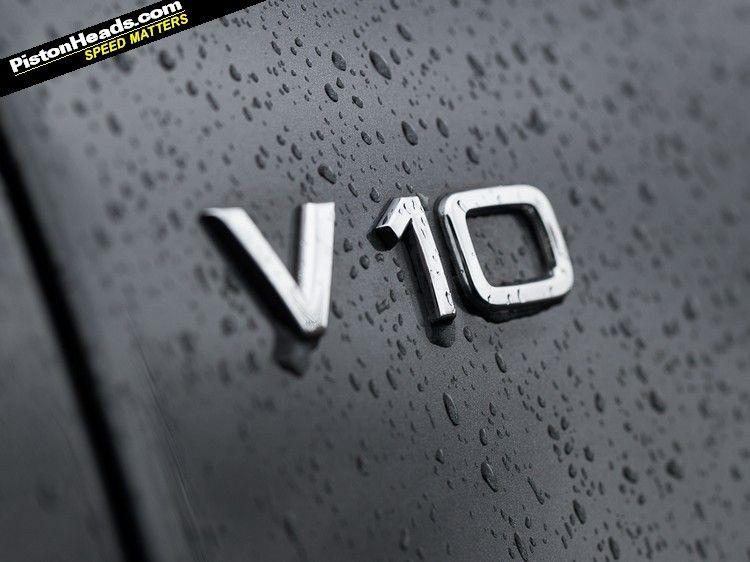 R8 V10 Logo - RE: Driven: Audi R8 V10 S Tronic Gassing