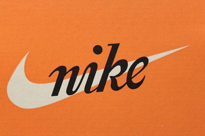 First Nike Logo - milestones in the Nike logo evolution to fame