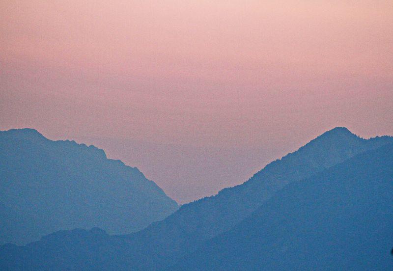Pink and Blue Mountain Logo - Early September 2015 Morning: Pink Sky and Blue Mountain Silhouette
