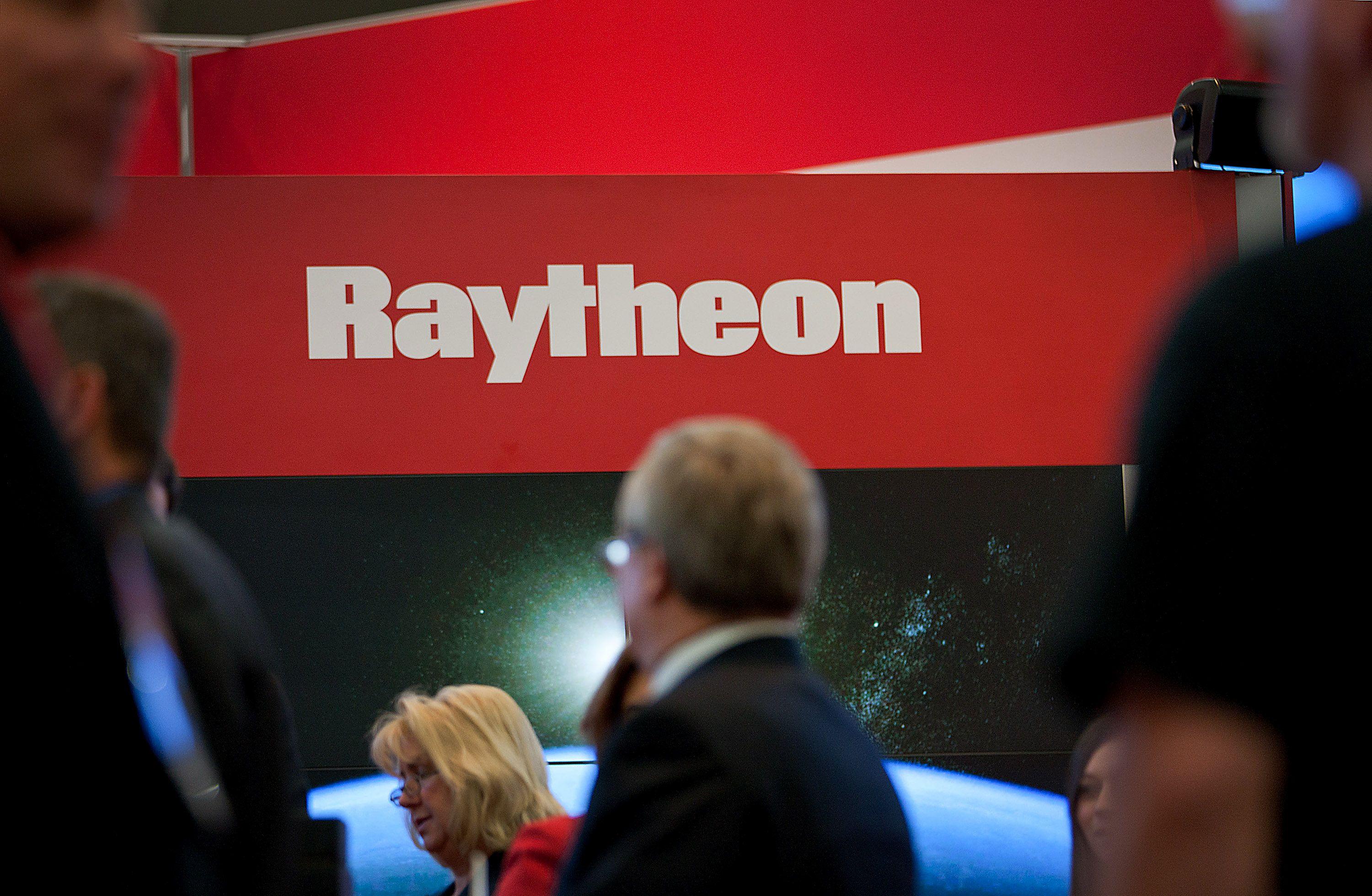 Old Raytheon Logo - Meet Forcepoint: Raytheon's Newly Renamed Cyber Business | Fortune