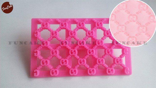 Famous Cupcake Logo - Pink Famous Logo Quilt Embosser Cake Impression Cutter Cookie Cutter