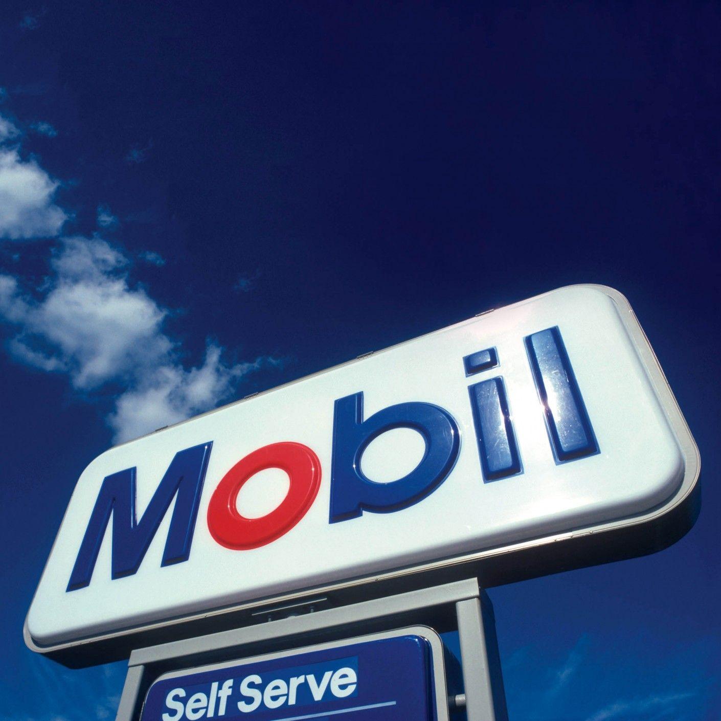 Mobil Logo - Mobil Oil Corporation - Chermayeff & Geismar & Haviv