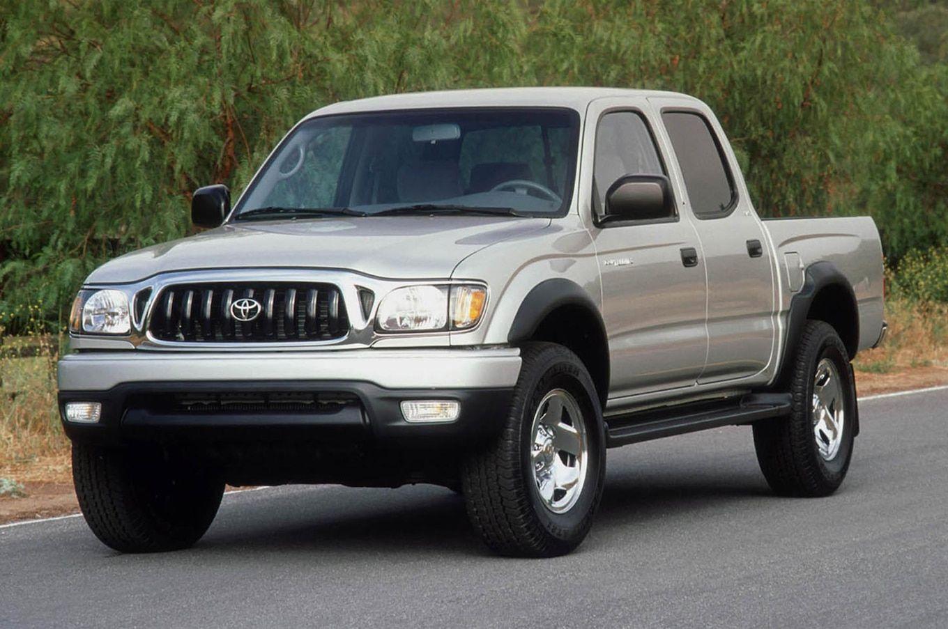 Old Toyota Tacoma Logo - 2004 Toyota Tacoma Reviews and Rating | Motortrend