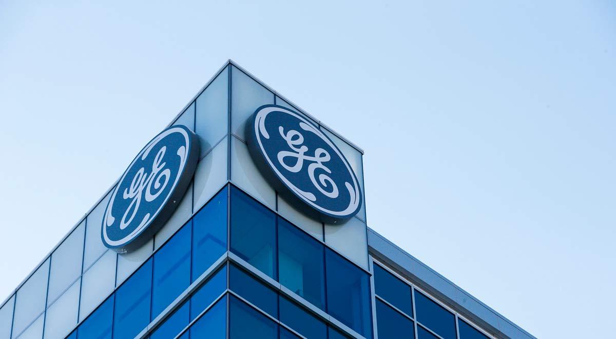 Old General Electric Logo - GE, seeking path forward as a century-old company, ousts CEO ...
