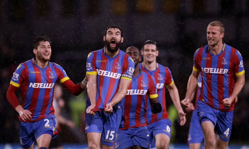 Crystal Palace Soccer Logo - Crystal Palace sends Liverpool to fourth straight loss | The Japan Times