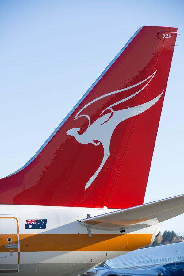 Airline with Kangaroo Logo - QANTAS Airways introduces its first retrojet. World Airline News