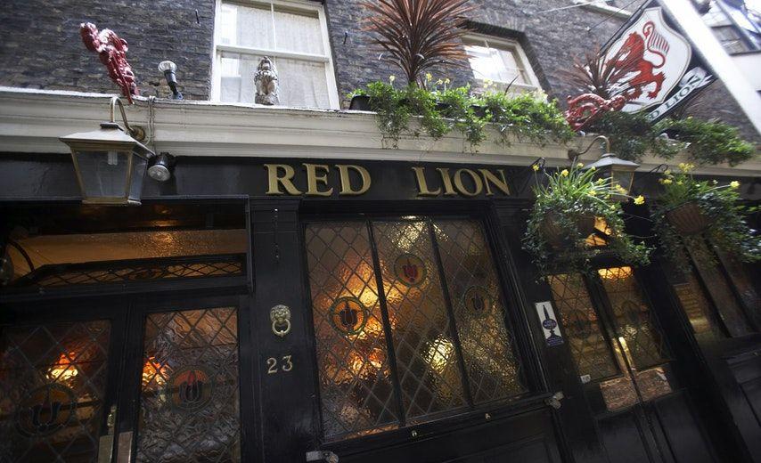 Red Lion with Crown Logo - The Red Lion Crown Passage in