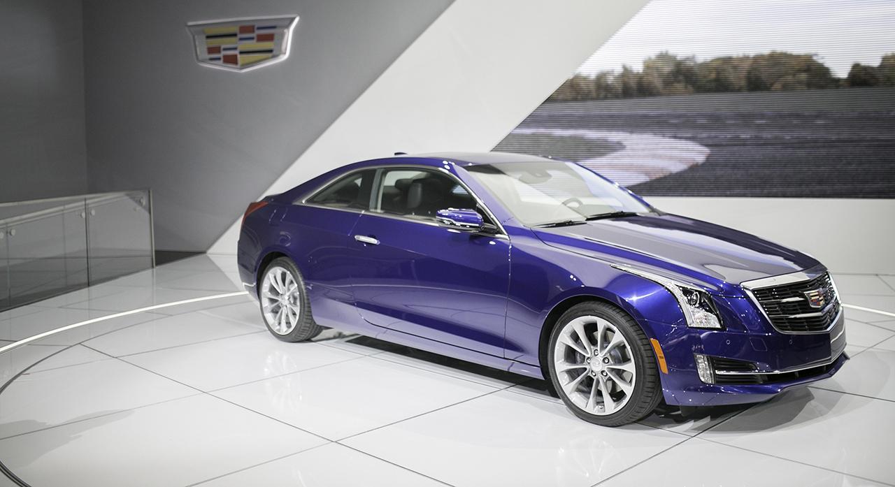 2015 Cadillac New Logo - 2014 Detroit: Cadillac reveals the ATS Coupe with the new wreathless ...
