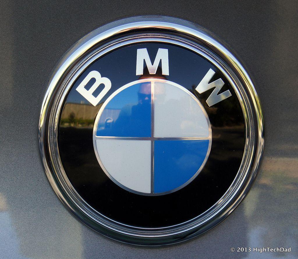 BMW X5 Logo - BMW Emblem - 2013 BMW X5 xdrive 35i | Photos from a 7-day ph… | Flickr