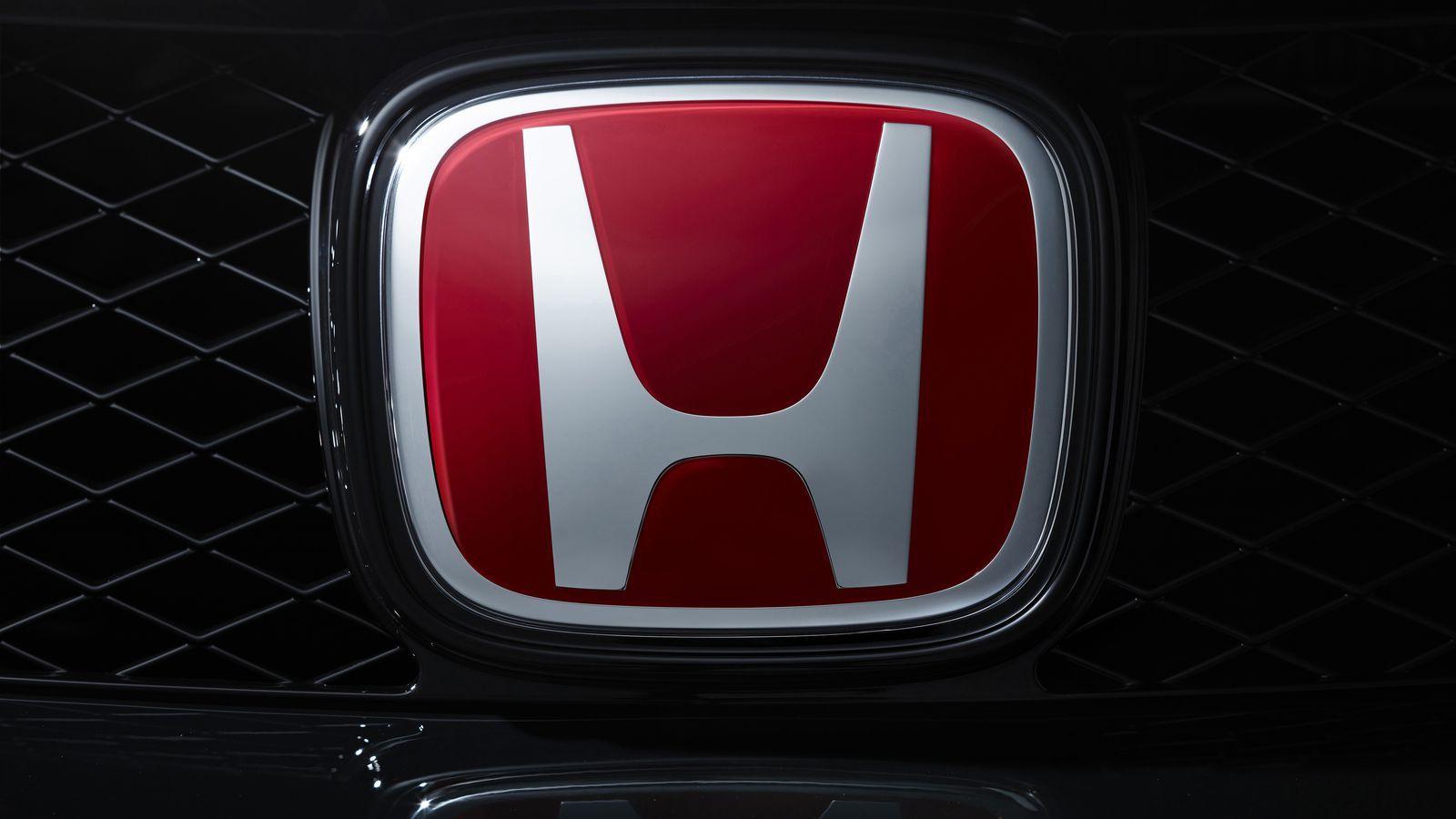 Honda Civic Type R Logo - A closer look at Honda's fabled Type R performance models - Roadshow