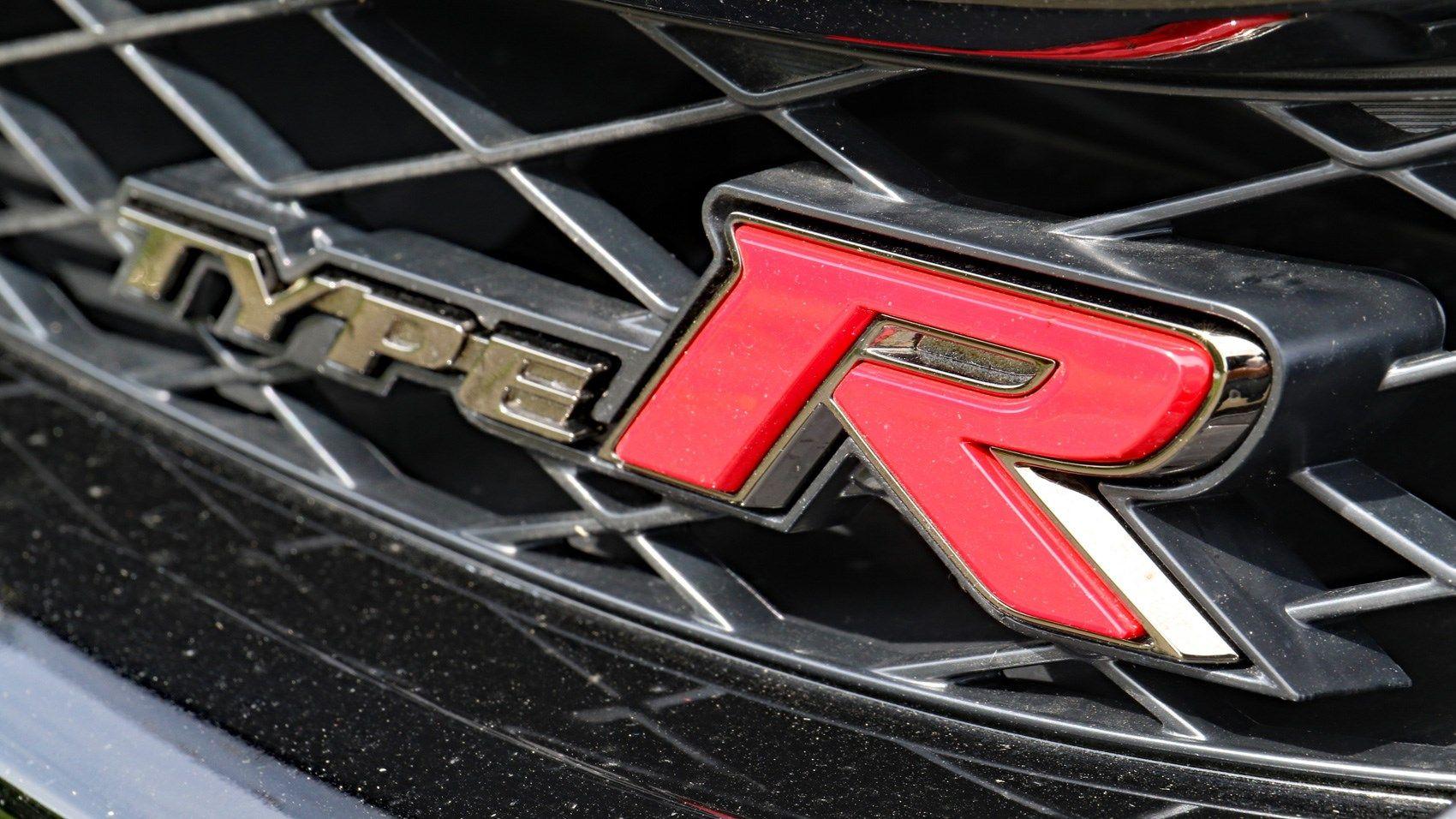 Honda Civic Type R Logo - New meets old: 2007 Honda Civic Type-R FN2 and 2017 Type-R FK8 | CAR ...