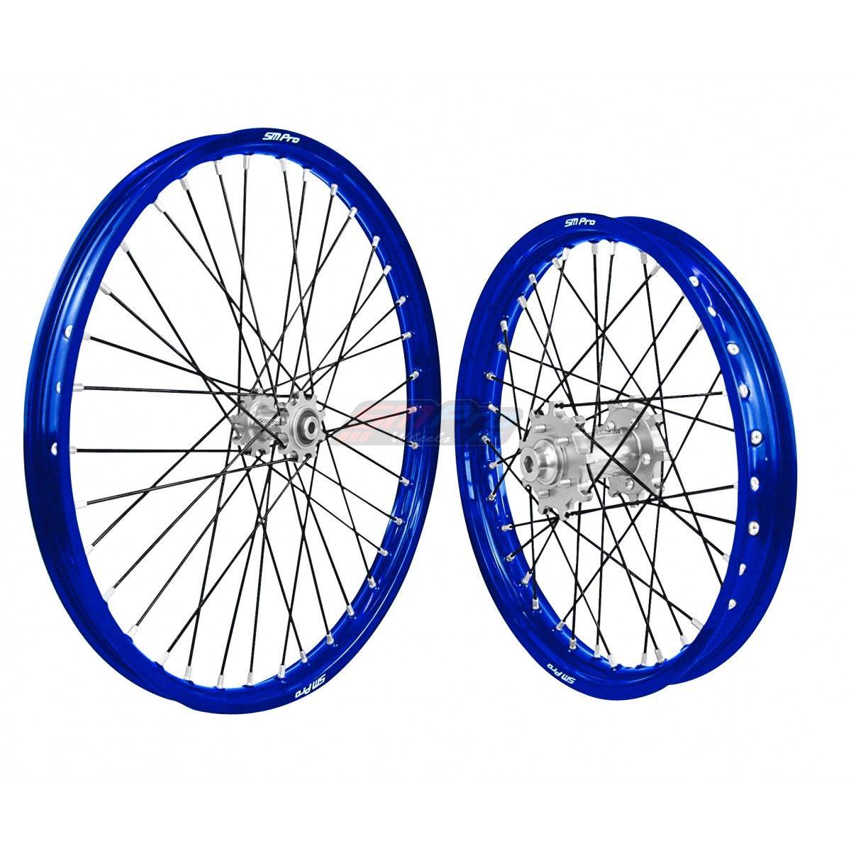 Blue Rim Circle Logo - SM Pro Speedway Wheel Set - Silver Hub / Blue Rim
