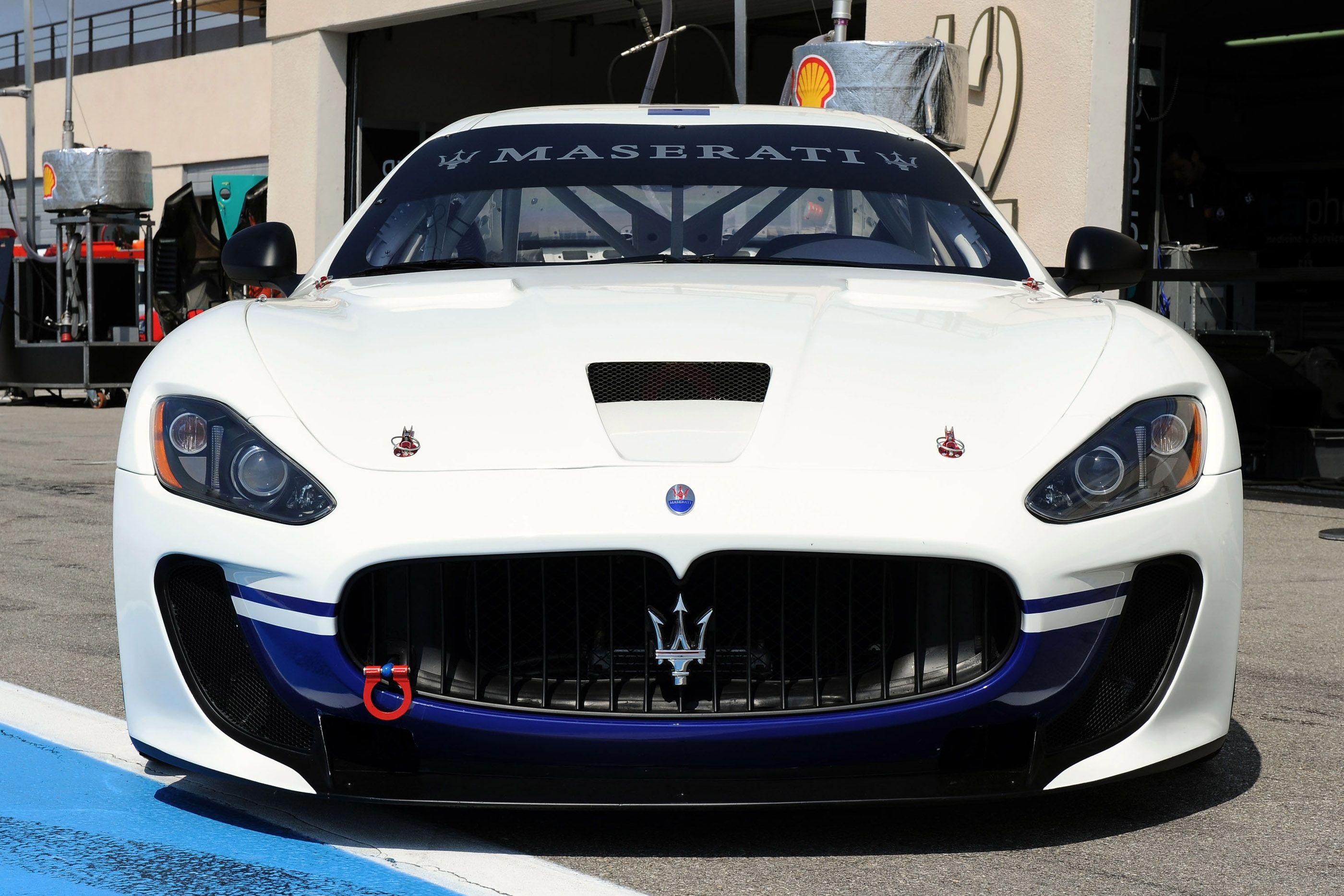 Trident Car Logo - Maserati GranTurismo MC Track Debut