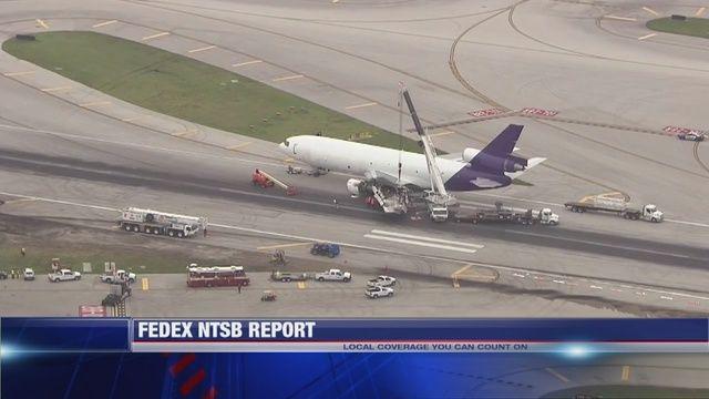FedEx Airlines Logo - NTSB: FedEx plane's landing gear collapsed 12 seconds after landing ...