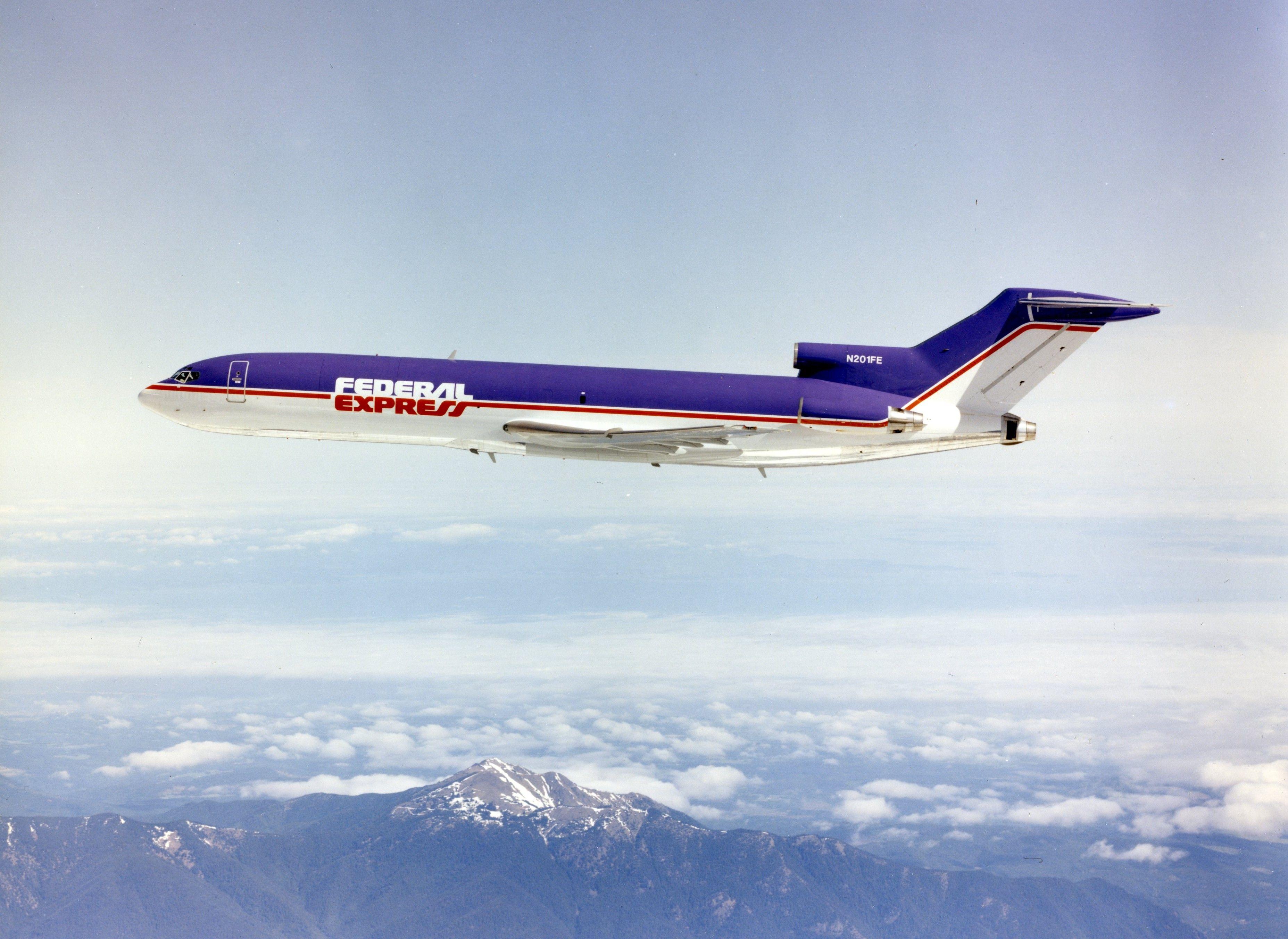 FedEx Airlines Logo - Saying goodbye to the 727 aircraft