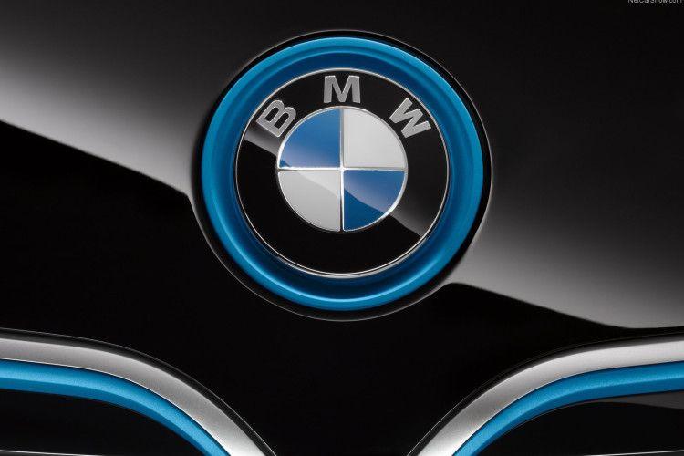 New BMW Logo - Model Year 2018 Update Information for US Market