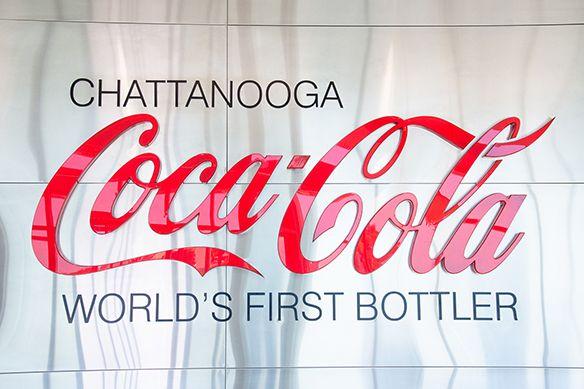 Coke United Logo - Coca Cola United Honors Coke's Roots In Chattanooga: The Coca Cola