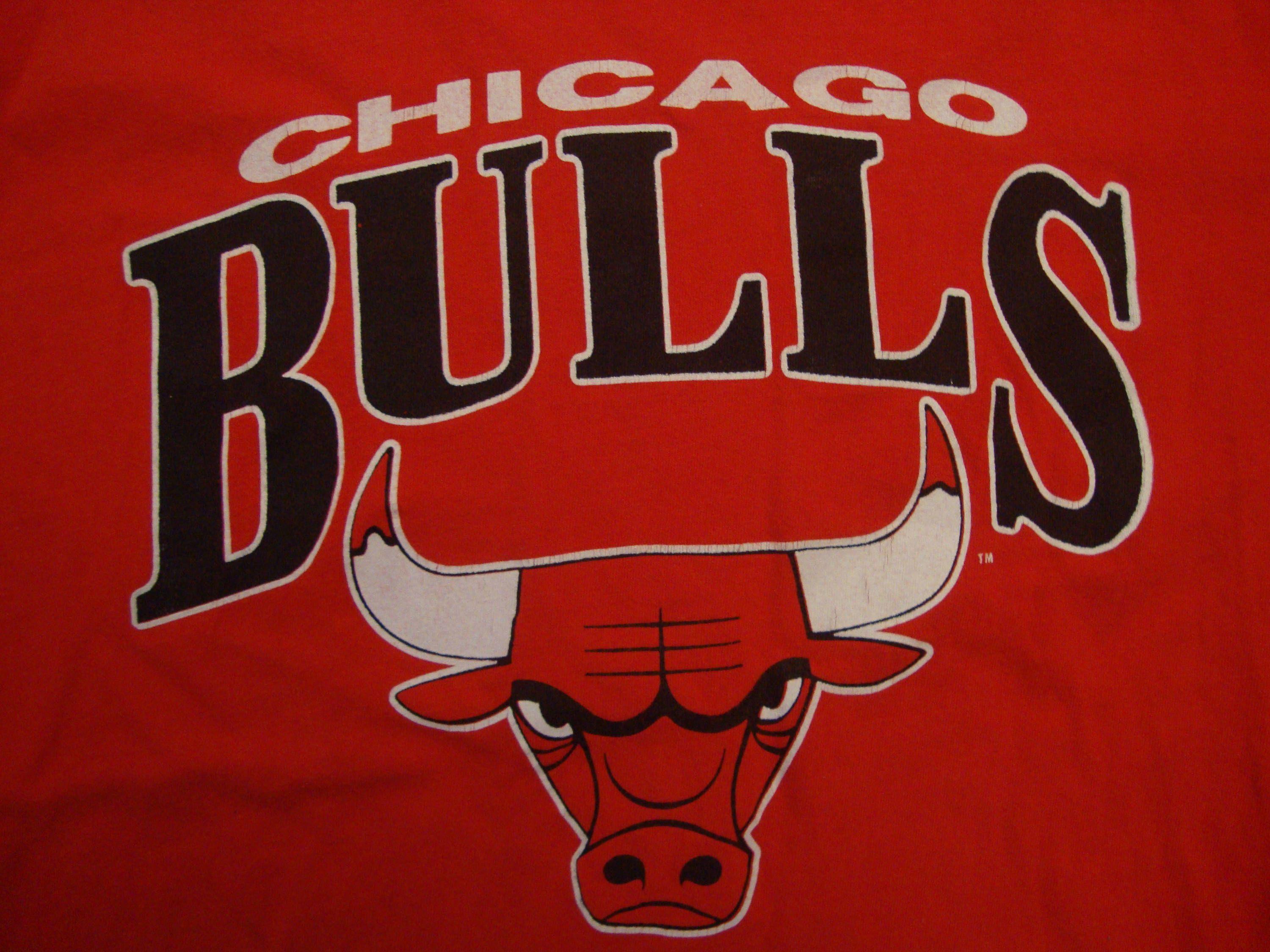 L Basketball Logo - Vintage 80's NBA Chicago Bulls Basketball Logo Sportswear | Etsy