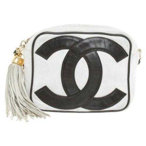 Small Chanel Logo - Chanel Small cross-body bag with logo - Second Hand Chanel Small ...