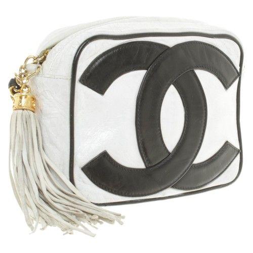 Small Chanel Logo - Chanel Small cross-body bag with logo - Second Hand Chanel Small ...