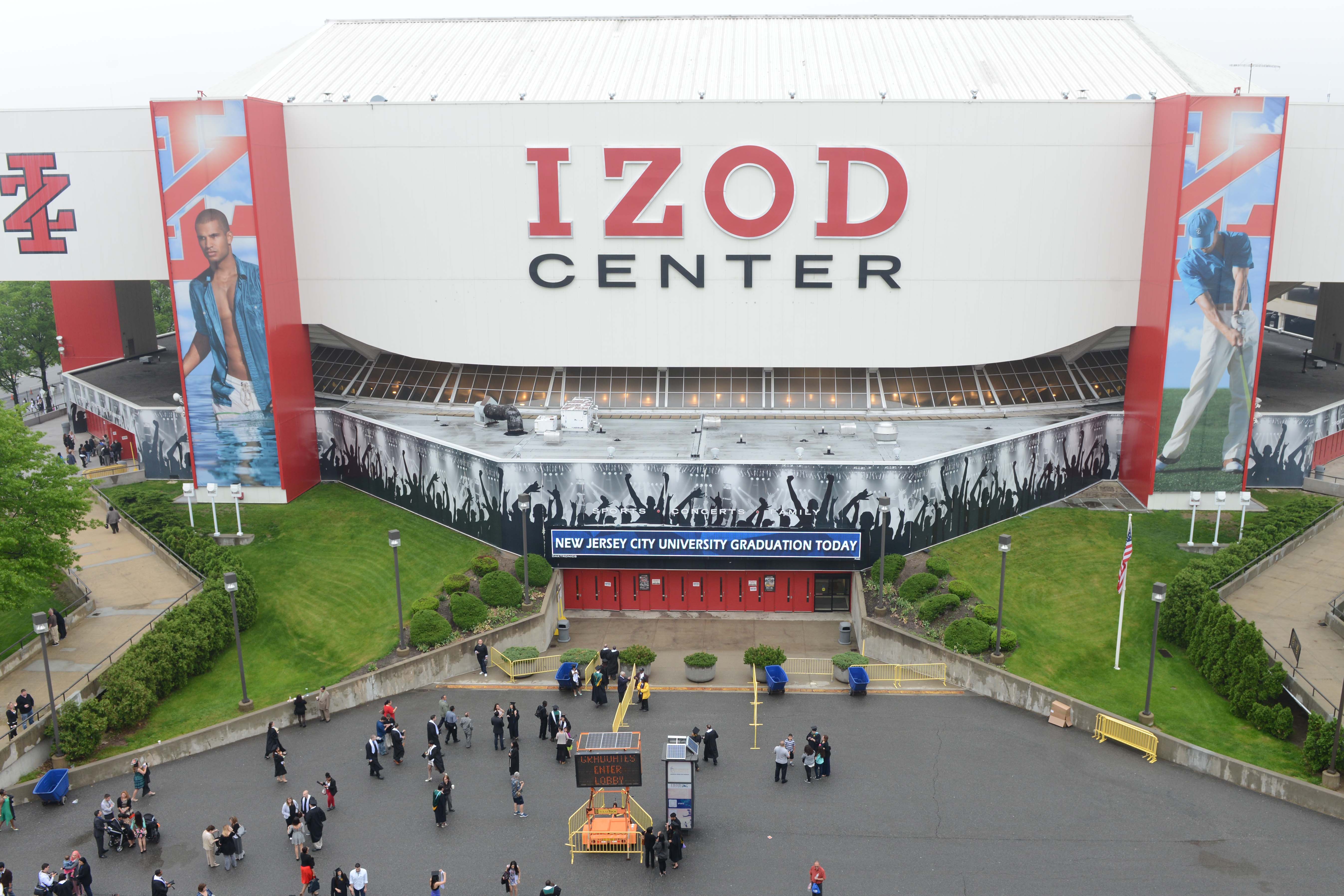 Izod Center Logo - At the old Izod Center, big acts still play, but nobody hears them ...
