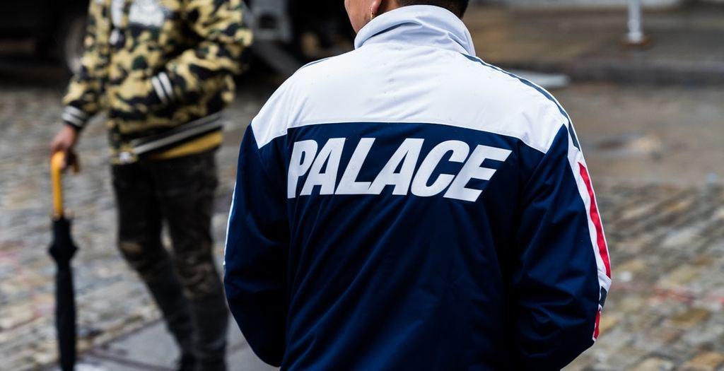 Palace Streetwear Logo - 8 Tips on How to Buy Palace Clothing