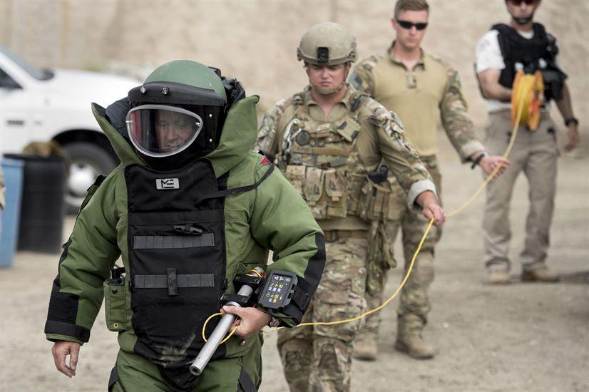 Military Bomb Squad Logo - Raven's Challenge bomb tech exercise brings together Army, sister