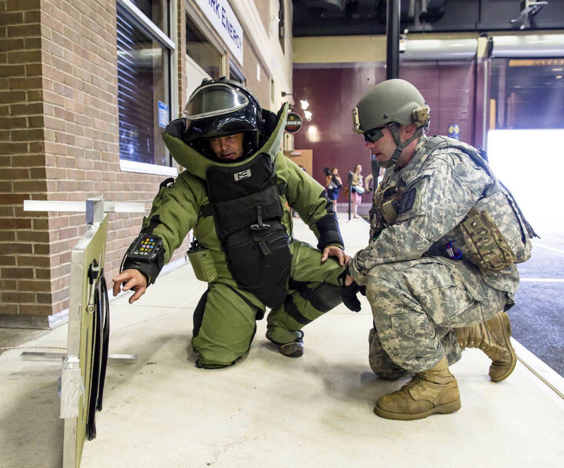 Military Bomb Squad Logo - New York Army National Guard EOD teams sharpen their bomb disposal ...