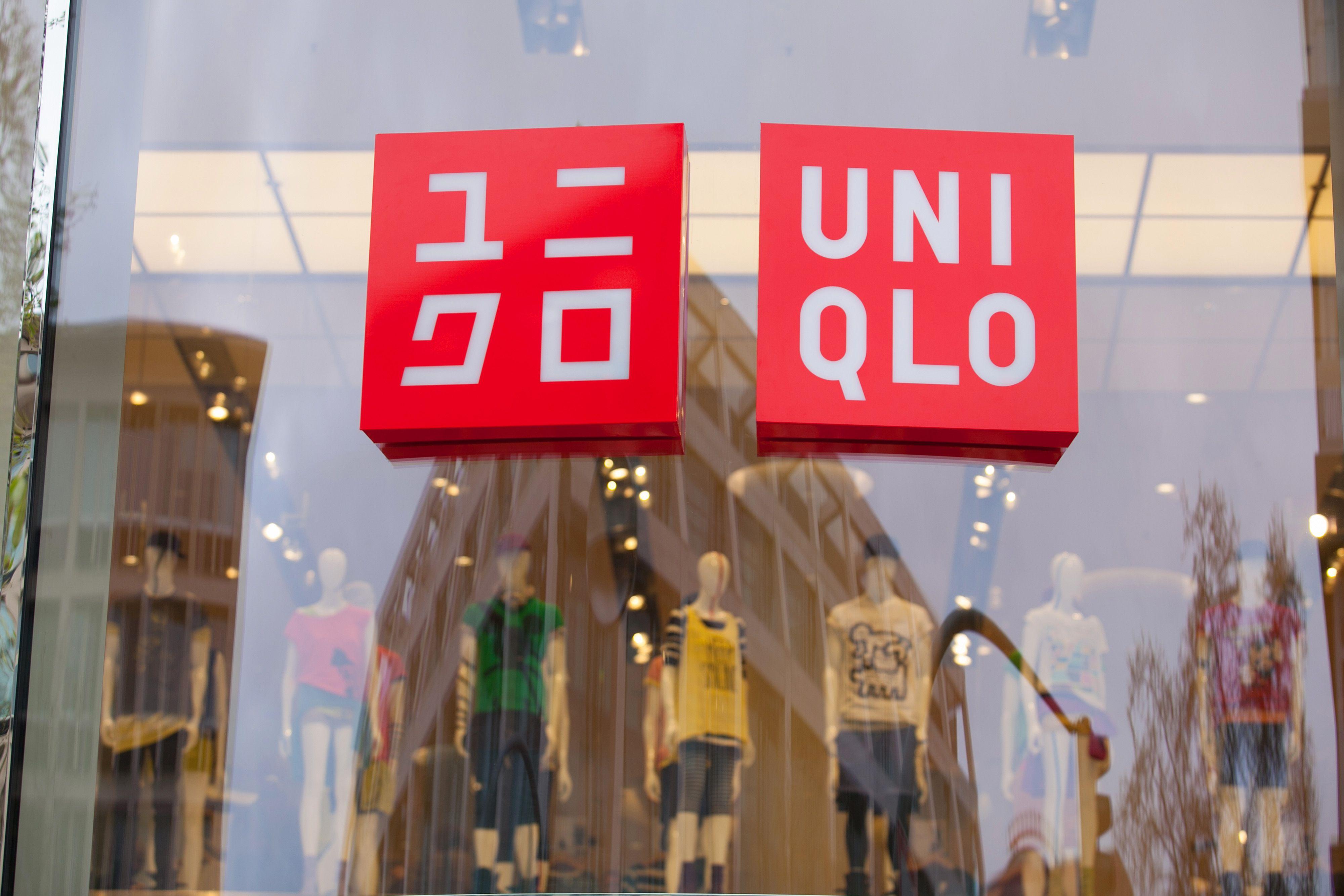 Us Clothing Company Logo - Uniqlo Parent Company Fast Brands Says U.S. Turnaround a Priority ...