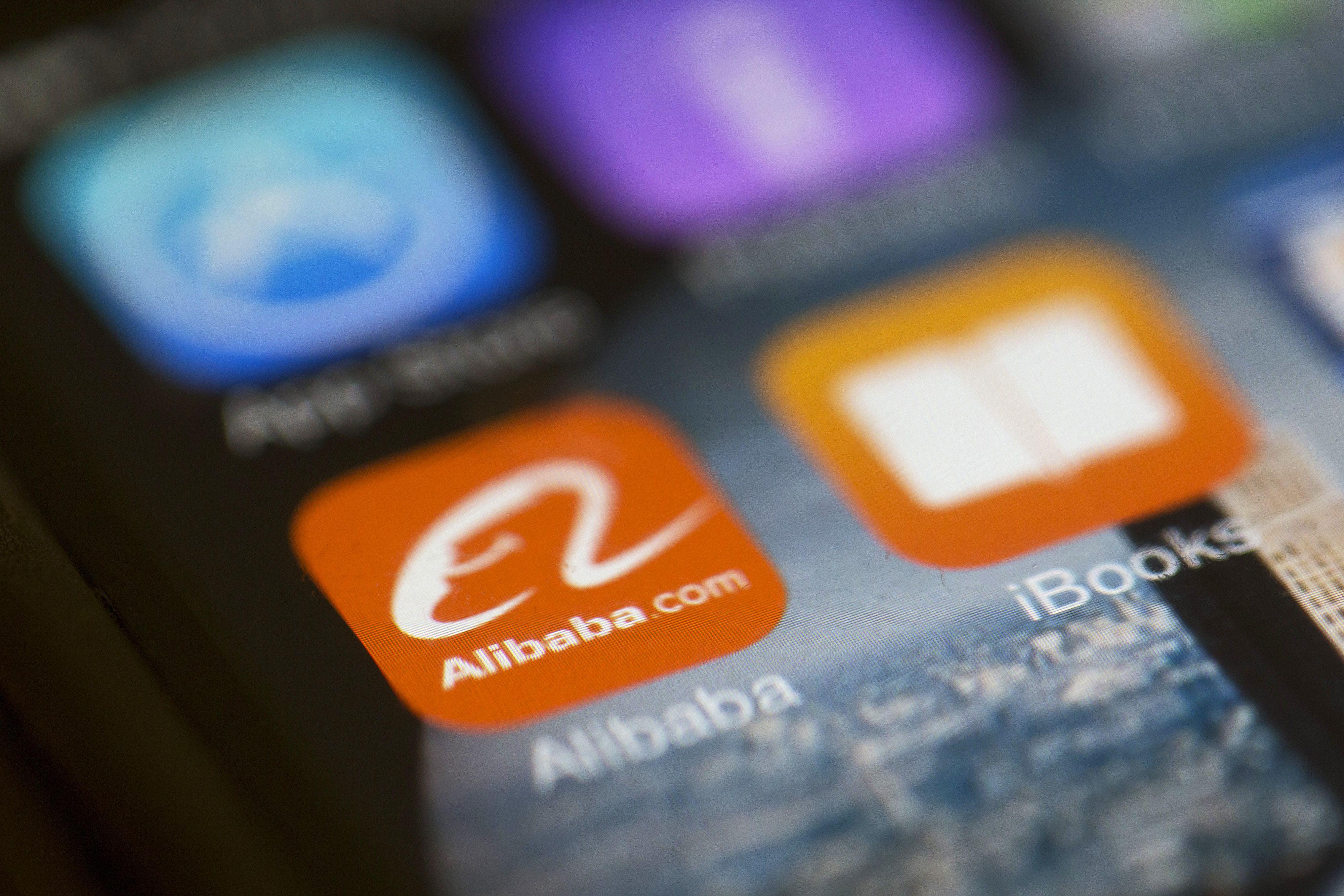 2014 Apple Company Logo - Alibaba Takes On Fake Reviews In Latest Push For Credibility | Fortune