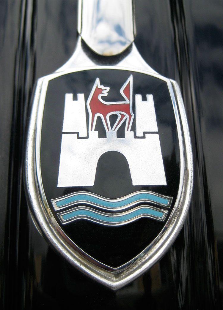Vintage VW Bug Logo - The Wolfsburg crest