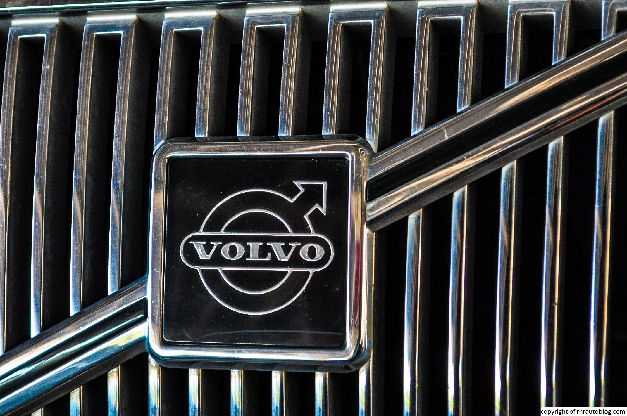 Old Volvo Logo - 1995 Volvo 960 Review | RNR Automotive Blog