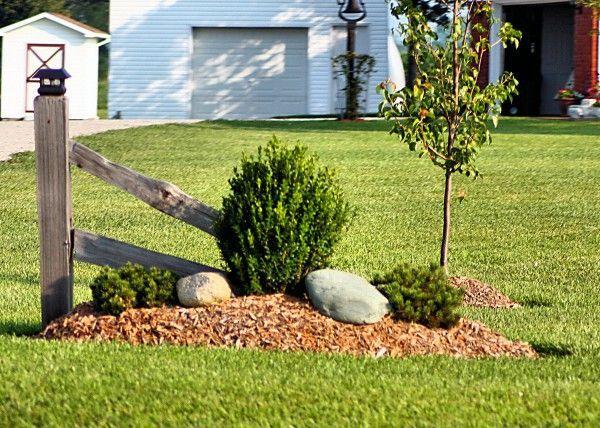 Rustic Landscaping Logo - Use fencing for a rustic landscaping look #landscape #rustic