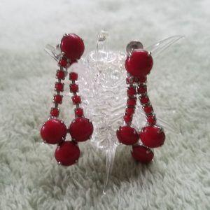 Gray and Red Teardrop Logo - Vintage Red Teardrop Screw Back Earrings. Red color, Retro style