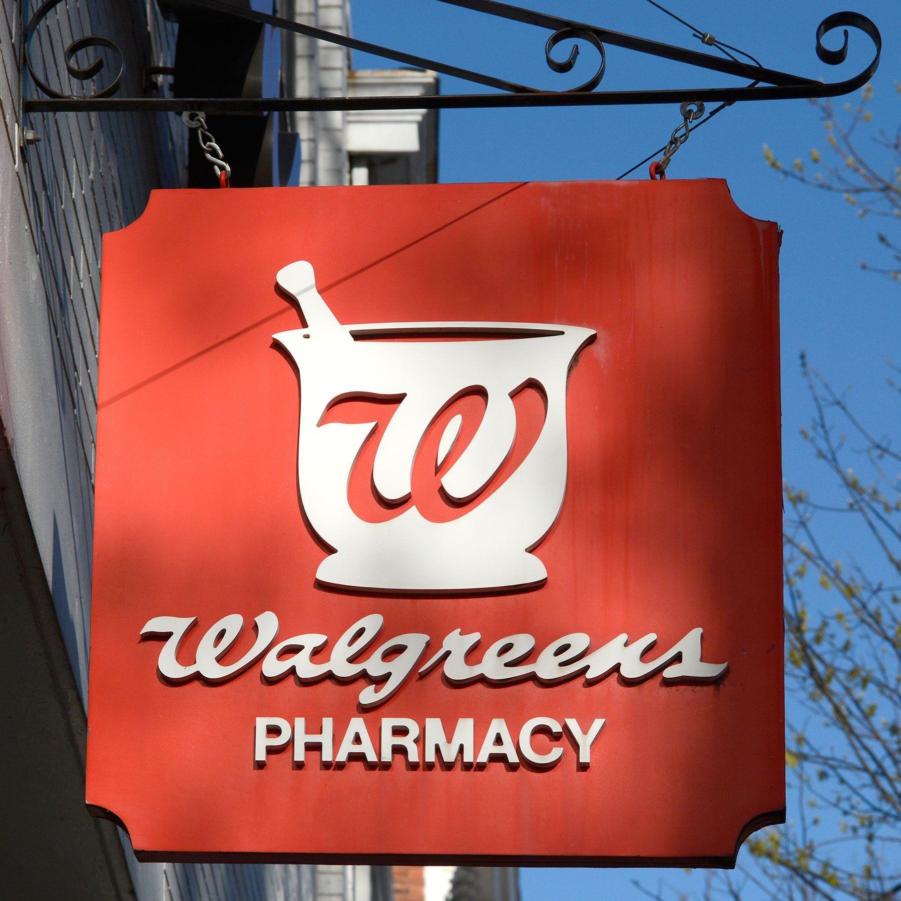 Walgreens Pharmacy Logo - Woman Says Walgreens Pharmacist Refused to Fill Her Prescription to ...