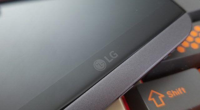 LG Mobile Logo - LG Patents Smartphone With 16 Cameras, Because Sure, Why Not ...
