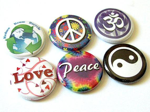 Hippie Retro Logo - Peace Love Om yin yang button pins badges hippie retro