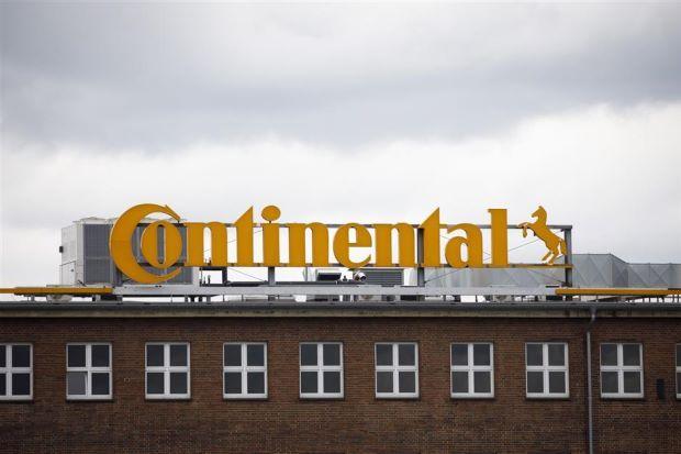 Continental AG Logo - WhatsApp, Snapchat banned on company devices at Continental