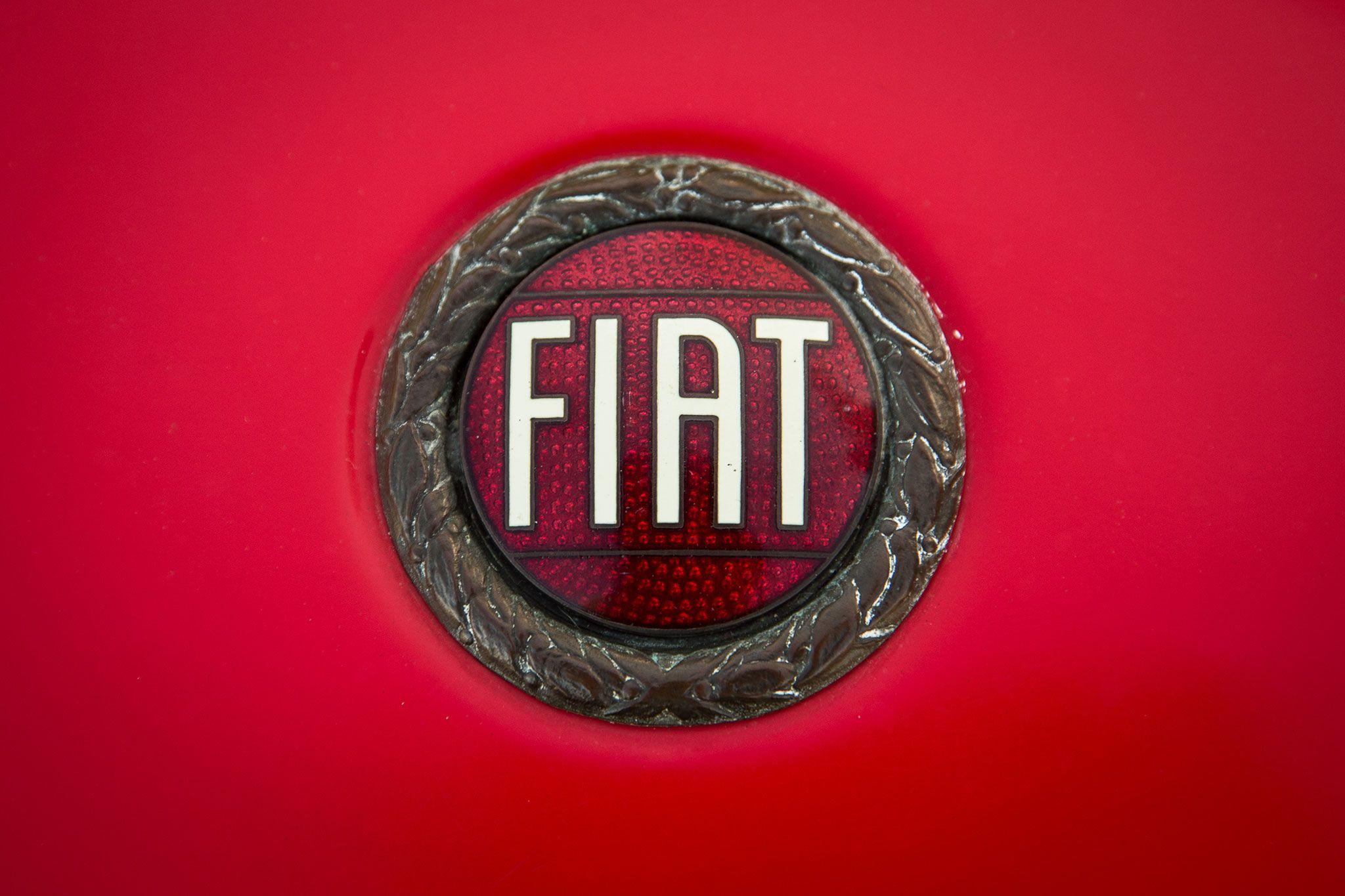 Vintage Fiat Logo - Collectible Classic: 1968-1985 Fiat 124 Spider