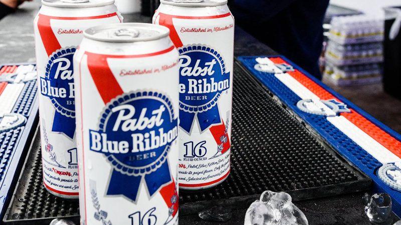 Ice 16 Oz Old Milwaukee Logo - 10 Things You Should Know About Pabst Blue Ribbon | VinePair
