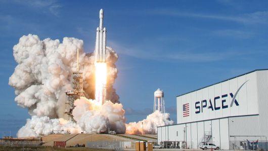 SpaceX Letters Logo - Equidate: SpaceX $27 billion valuation shows 'unlimited' private ...