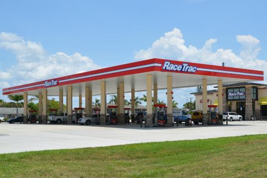 RaceTrac Gas Station Logo - View from the street of the station and store. - Picture of RaceTrac ...