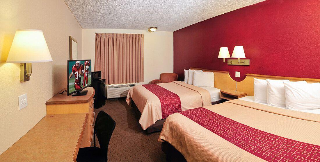 Red Roof Inn and Suites Logo - Cheap Hotels in Milton, FL | Red Roof Inn & Suites