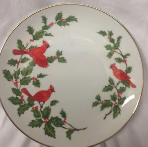 Red and Green with a Red Bird On It Logo - LEFTON CARDINAL DINNER PLATE 10 1/4