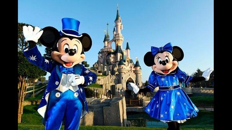 Disneyland Characters 2017 Logo - Some want to stay at Disney forever. So families are spreading ashes ...