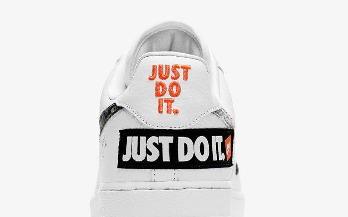 Shoes Air Force Logo - How to Buy the Nike 'Just Do It' Air Force 1 and Air Max 1 Pack