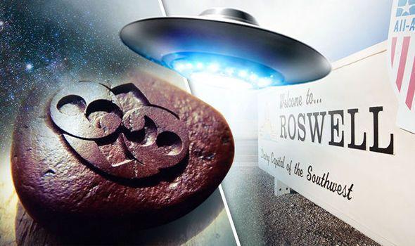 UFO Alien Logo - UFO LATEST: New sighting in Roswell as it prepares for 'alien crash