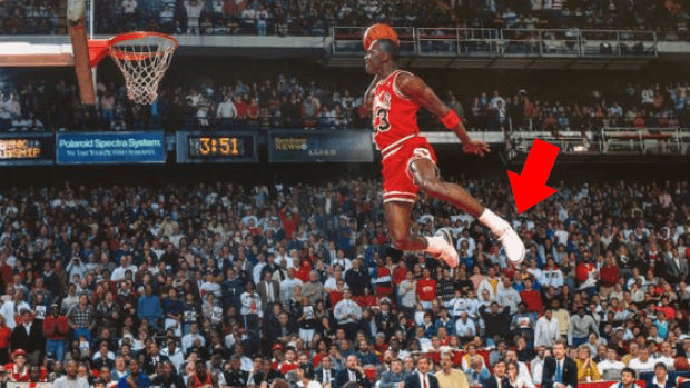 Michael Jordan Swoosh Logo - Tinker explains why one of Nike's most iconic basketball shoes doesn ...