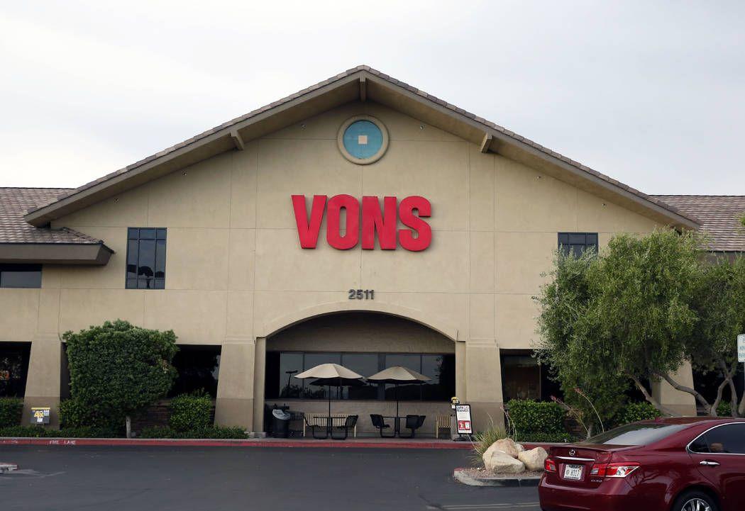Vons Grocery Logo - Some Las Vegas Valley grocers dropping 24-hour service | Las Vegas ...