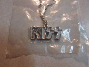 Original Kiss Logo - ORIGINAL VINTAGE 1978 KISS LOGO SILVER TONE NECKLACE IN ORIGINAL ...